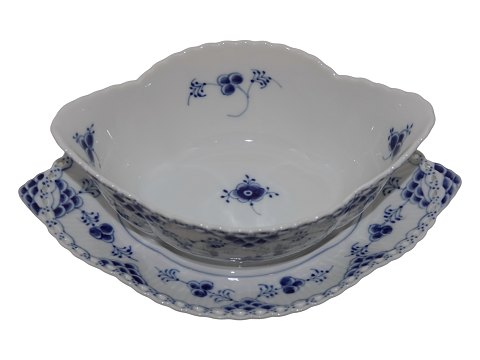 Blue Fluted Full Lace
Gravy Boat