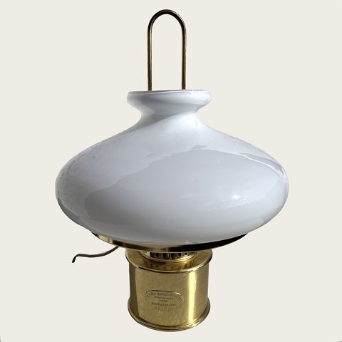Brass lamp
Converted oil lamp
G.V. Harnisch efft.
*DKK 600