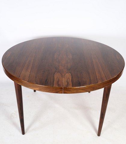 Round dining table, Rosewood, Omann Junior, Danish Design, 1960
Great condition
