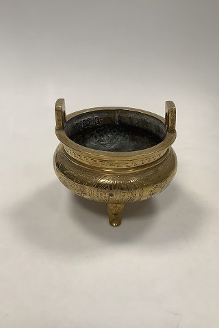 Oriental Chinese incense bowl in Bronze