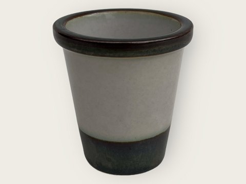Bing&Grøndahl
Stoneware
Tema
Egg cup
*DKK 75