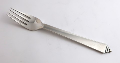 Georg Jensen. Silver cutlery (925). Pyramid. Dinner fork. Length 18.1 cm. 
Produced 1930 -1945