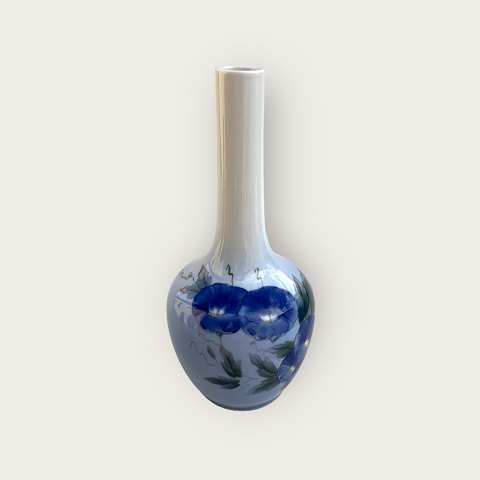 Royal Copenhagen
Vase
Snerle
#790/ 43B
*150kr