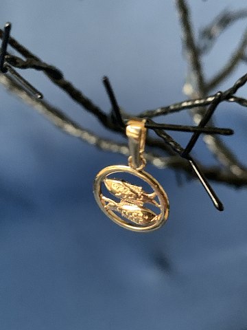 Zodiac sign Pisces, pendant for necklace in 14 carat gold. Stamped 585 HS