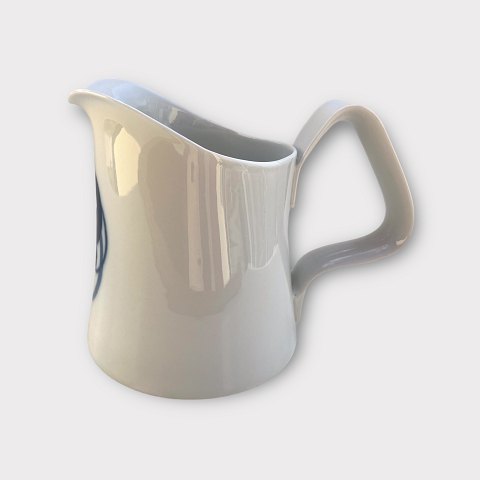 Bing & Grondahl
Blue Koppel
Milk jug
#445
*DKK 2,500
