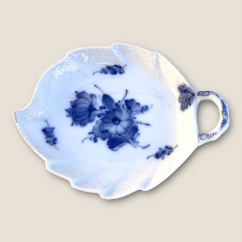 Royal Copenhagen
Braided blue flower
Leaf dish
#10/ 8001
*DKK 175
