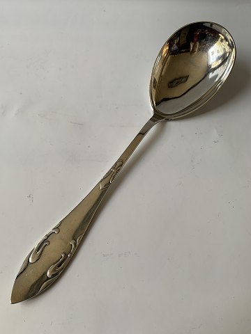 Split Lily Silver Potato Spoon
Frigast
Length 24.7 cm.