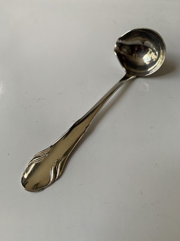 Cream spoon Hamlet Silver
Tox value
Length 12.2 cm.