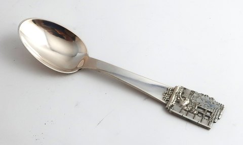 H. C. Andersen fairytale spoon. Silver cutlery. The little girl with the sulfur 
sticks. Silver (830). Length 15 cm.
