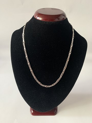 Necklace in 14 carat white gold, stamped 585 HIS and with lobster clasp.