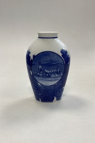 Bing and Grondahl Vase Christmas Eve 1929