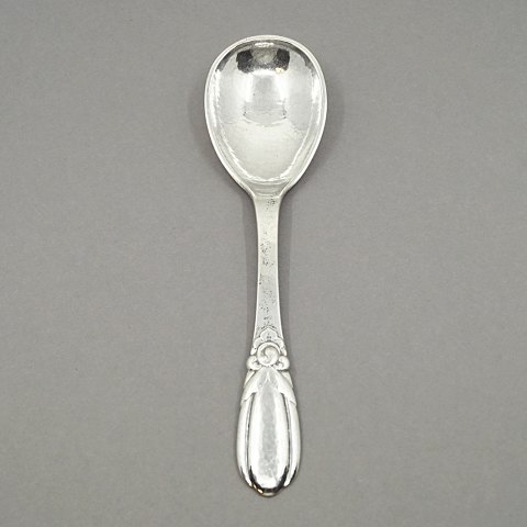 Evald Nielsen no. 16 - serving spoon l. 20 cm Evald Nielsen no. 16 - serving spoon l. 20 cm