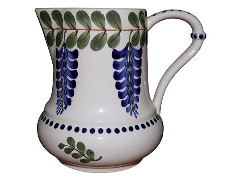 Aluminia Wisteria
Rare and large milk pitcher