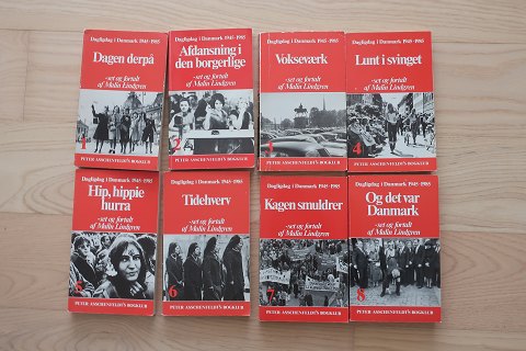 Dagligdag i Danmark - alle 8 bind samlet i serien
- 1945-1985
- set og fortalt af Mali Lindgren
Peter Asschenfeldt