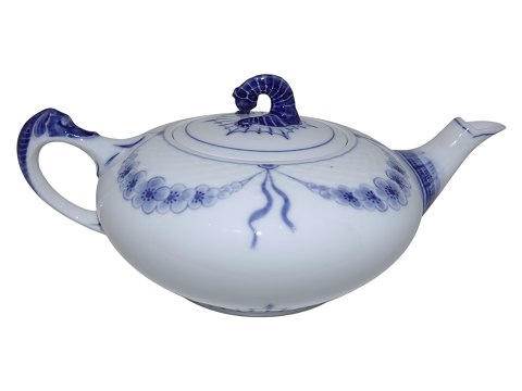 Empire
Rare tea pot