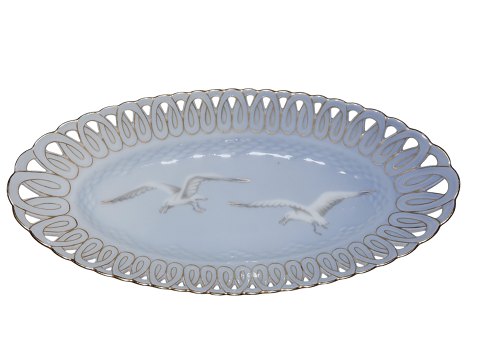 Seagull with gold edge
Tray with pierced border