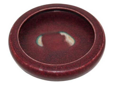 Royal Copenhagen art pottery
Small bowl by Patrick Nordstrom