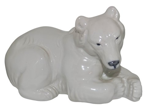 Royal Copenhagen figurine
Mother Polar bear