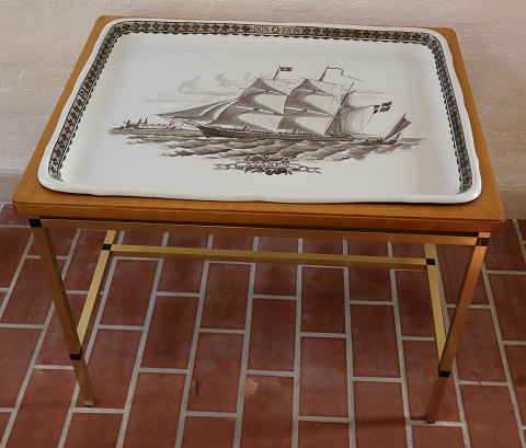 Tea tray Faience Table 58 x 53.5 cm Navy motif Sail ship Svanen The Swan) 1818 
1968 Brown Tranquebar     Aluminia Faience