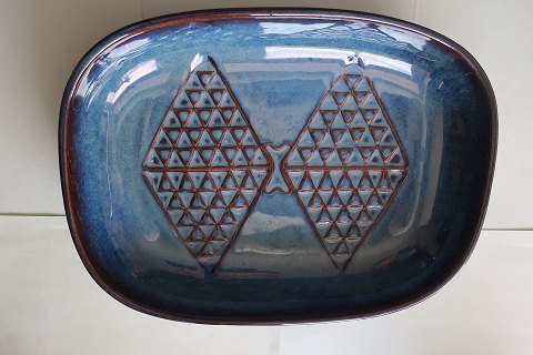 Søholm dish
Søholm Stentøj Bornholm Denmark
Design: Einar Johansen
Nr.: 3332
Stemped
From the 1960