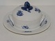 Blue Flower Braided
Lidded bowl for butter with underplate