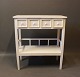 White console i painted wood with shelf and four smaller drawers from the 1930s.
5000m2 showroom.
