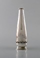 Rey Urban (1929-2015), Swedish silversmith. Modernist vase in sterling silver. 
Dated 1958.
