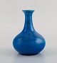 Nils Kähler (1906-1979) for Kähler. Vase in glazed ceramics. Beautiful glaze in 
shades of blue. 1960s.
