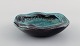 Nils Kähler (1906-1979) for Kähler. Bowl in glazed ceramics. Beautiful glaze in 
turquoise and dark shades. 1960s.
