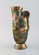 Arts Ceram Grand Feu, Frankrig. Vase / kande i glaseret stentøj. Smuk glasur i 
guld og grønne nuancer. 1920
