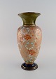 Large Doulton Lambeth pottery vase with hand-painted flowers and gold 
decoration. Early 20th century.
