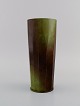 Ivar Ålenius Björk (1905-1978) for Ystad Brons. Vase in patinated bronze. 
Swedish design, mid 20th century.
