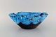 Fransk keramiker. Stor skål i glaseret stentøj. Smuk glasur i azurblå nuancer. 
Unika keramik af høj kvalitet. Midt 1900-tallet. 
