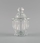 Baccarat, France. Art deco lidded jar in clear art glass. 1930s / 40s.
