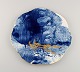 L'Art presents: Rare Meissen porcelain dish with hand-painted park landscape and peacocks in gold. Japanism. ...