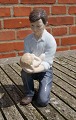 Royal Copenhagen figurine No 542 Father with his child