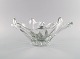 Muhr, France. Large bowl in clear mouth-blown art glass with wavy edge. 1970s.

