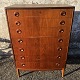 Teak chest of drawers
curved front
DKK 1100