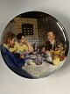 Bing og Grøndahl #1986
" Ved Frokosten" P.S Krøyer
Dek nr #5 #366 B
Måler 20,7 cm
