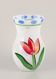 Ulrica Hydman Vallien (1938–2018) for Kosta Boda. "Tulpan" (Tulip) vase in art 
glass.
Hand-painted.