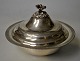 Covered silver 
bowl, 20th 
century.