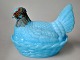 Glass hen, 
light blue 
glass, 19th 
century.