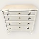 Painted white
Chest of drawers
DKK 700