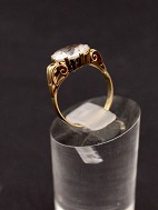 14 carat gold ring with zircon