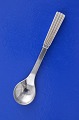 Klits Antik 
presents: 
Georg 
Jensen flatware 
Bernadotte 
Mustard spoon 
106
