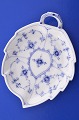 Klits Antik 
presents: 
Royal 
Copenhagen Blue 
fluted plain 
large dish 143