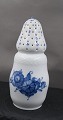 Antikkram 
presents: 
Blue 
Flower Plain 
Danish 
porcelain. 
Large sprinke 
pot No 8222, 
18.5cm