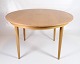 Round Dining Table With Extension Leaves - Oak - Danish Design - Skovmand & 
Andersen - 1960s
Great condition
