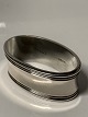 Napkin ring Silver.
Stamp: Sv.T. 830S.
Size: 1.6 x ø 4.9 cm.