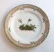 Royal Copenhagen, Flora Danica. Cake plate. Design # 3552. Diameter 14 cm. (1 
quality). Diapensia lapponica L